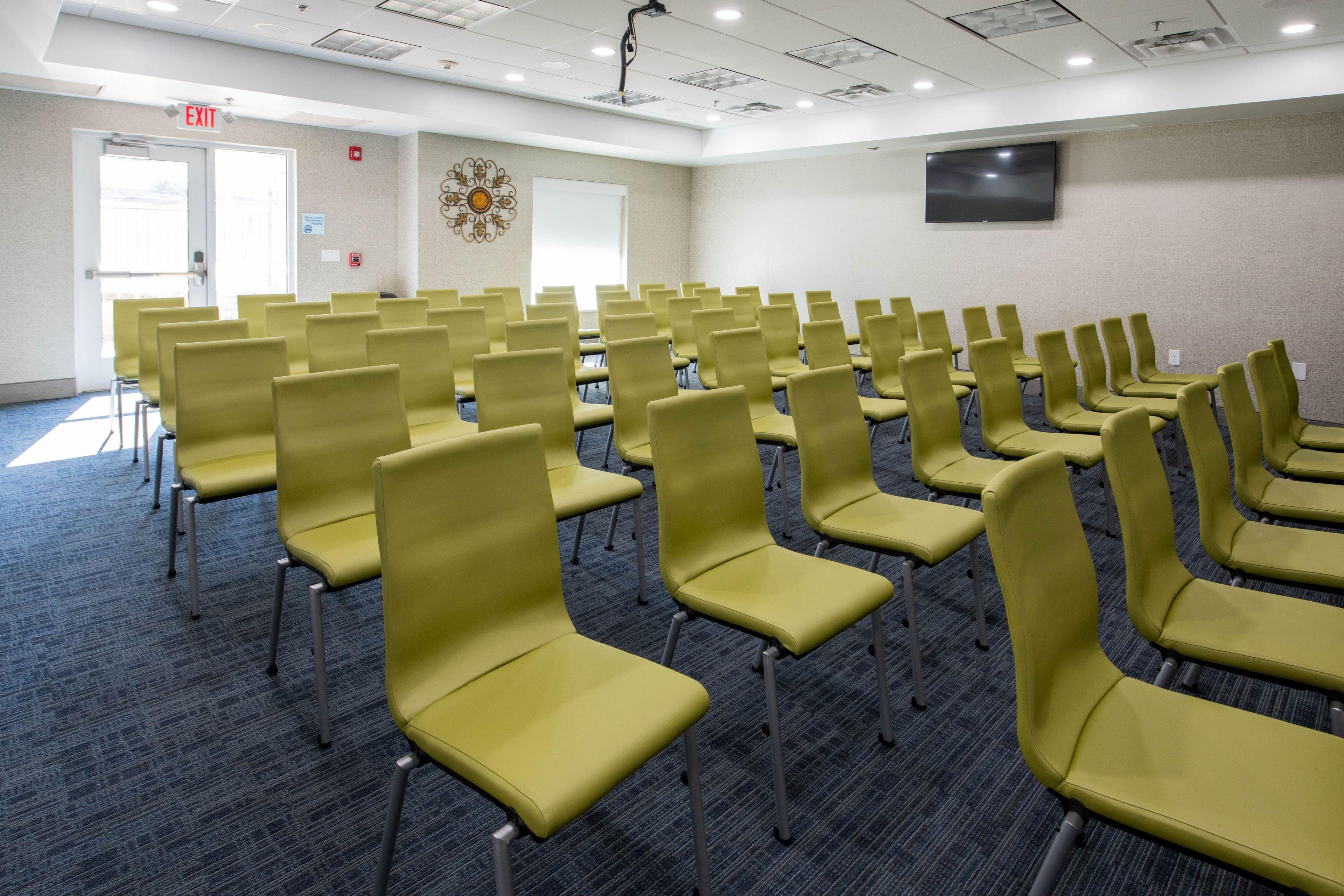 Holiday Inn Express Hotel & Suites Kansas City - Grandview By Ihg Luaran gambar