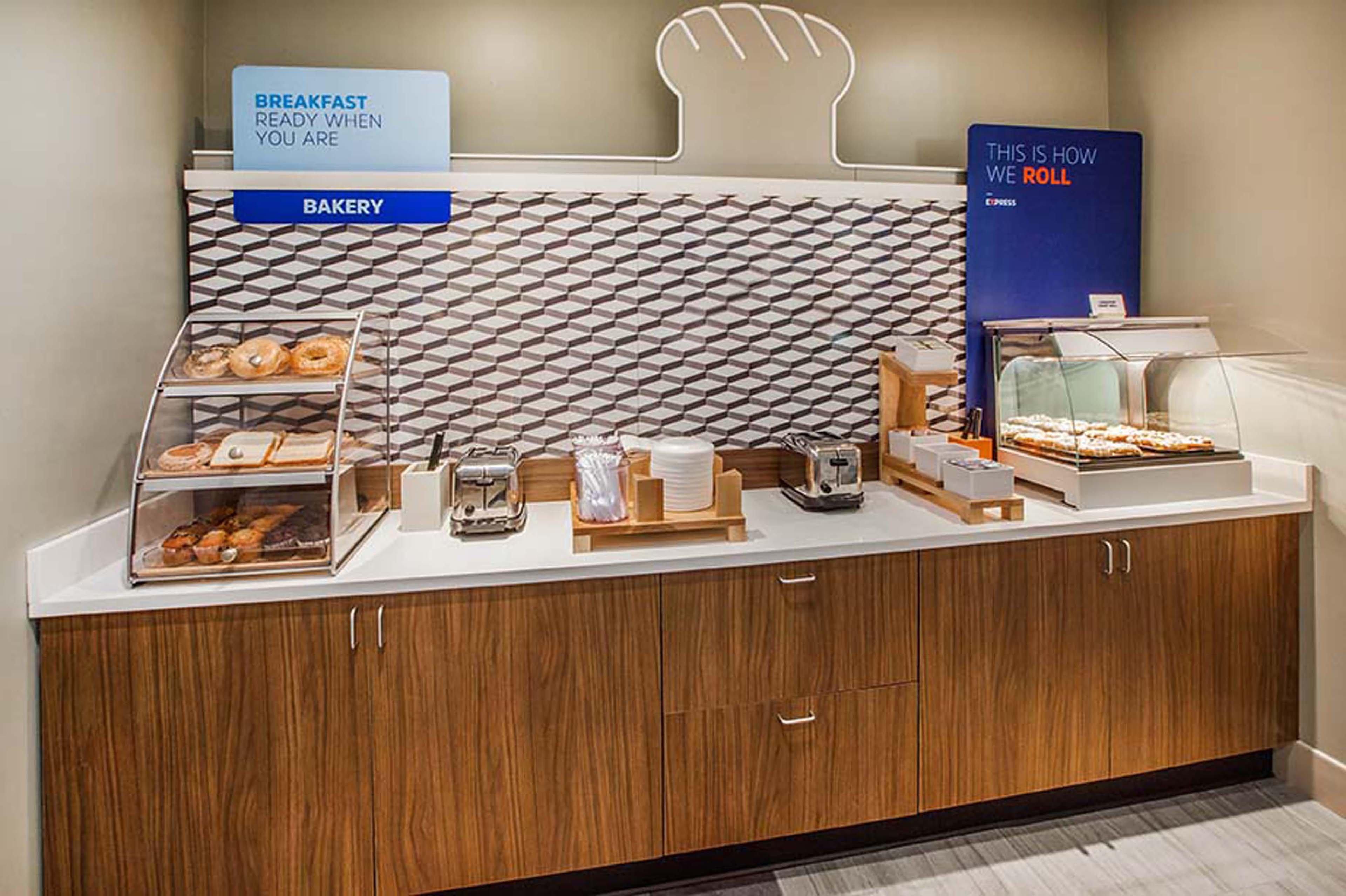 Holiday Inn Express Hotel & Suites Kansas City - Grandview By Ihg Luaran gambar