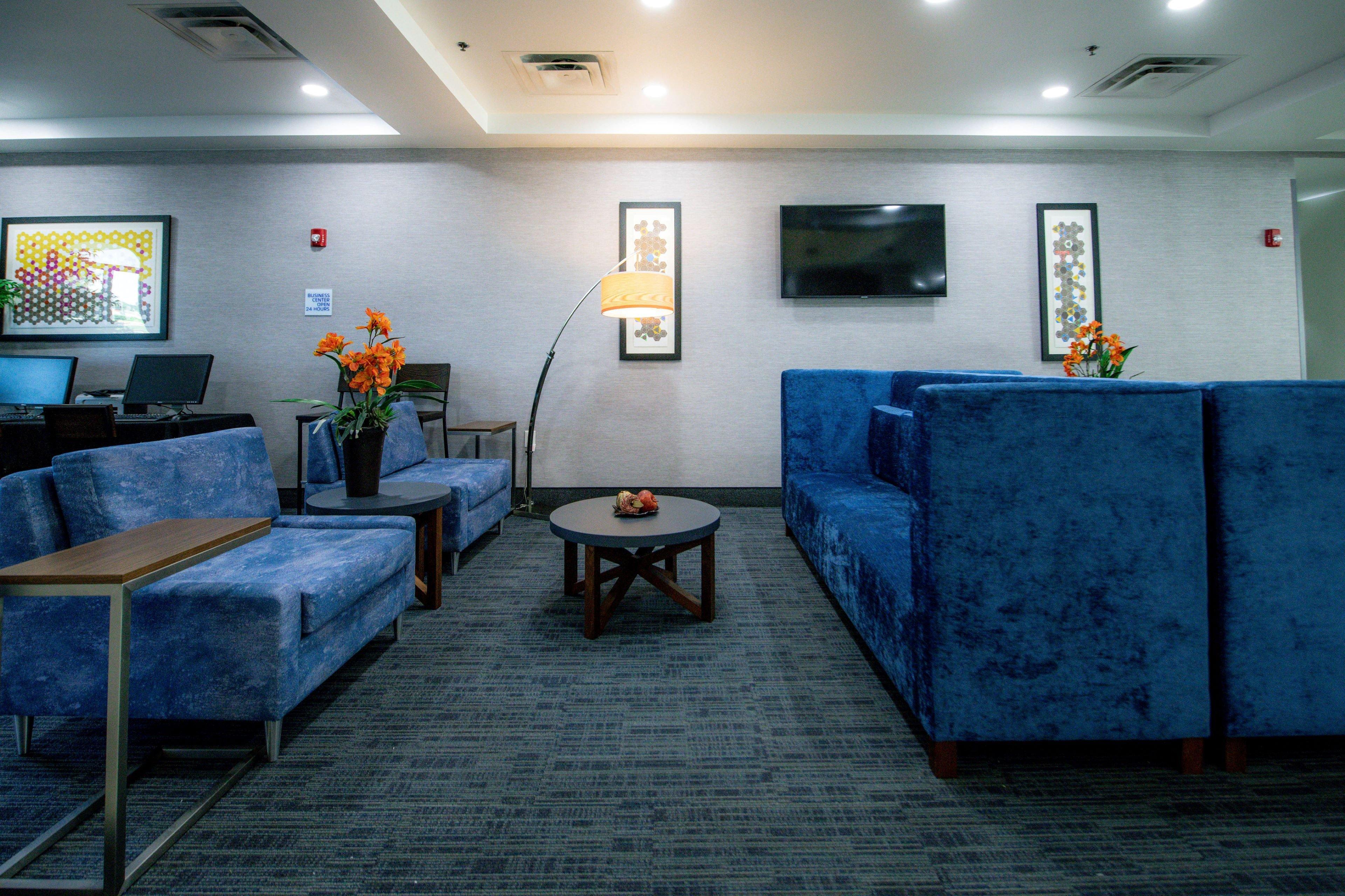 Holiday Inn Express Hotel & Suites Kansas City - Grandview By Ihg Luaran gambar